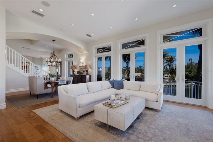 Image No.20-4 Bed Property for sale