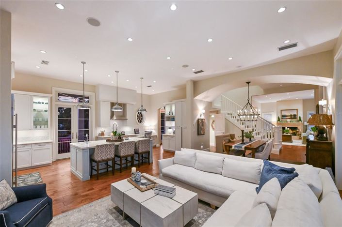 Image No.22-4 Bed Property for sale