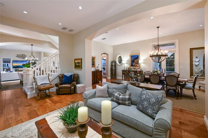 Image No.24-4 Bed Property for sale