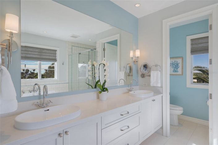 Image No.38-4 Bed Property for sale