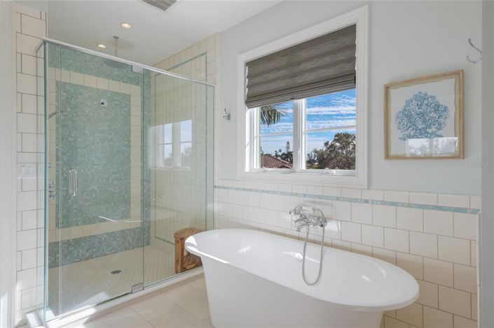 Image No.39-4 Bed Property for sale