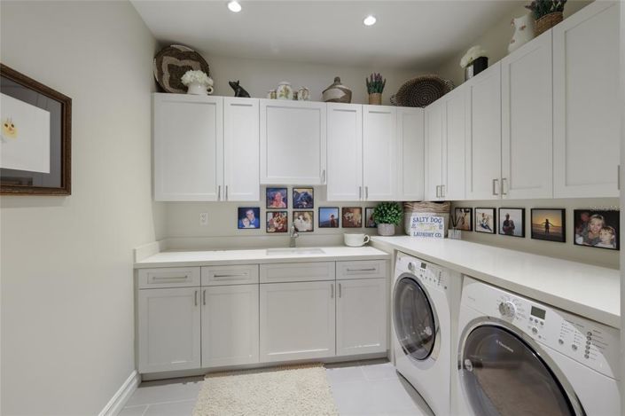 Image No.58-4 Bed Property for sale