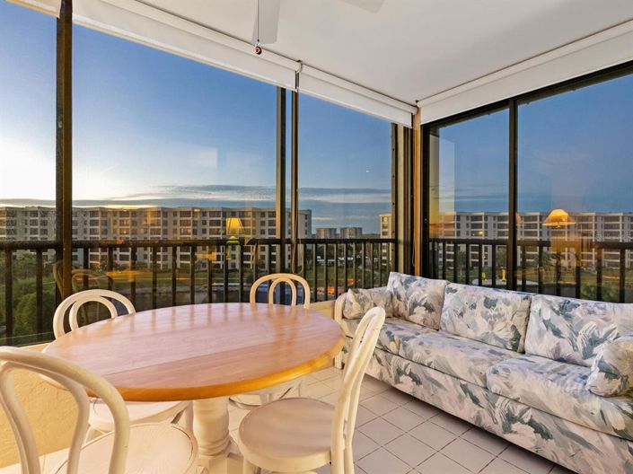 Image No.19-2 Bed Property for sale