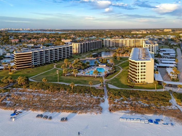 Image No.37-2 Bed Property for sale