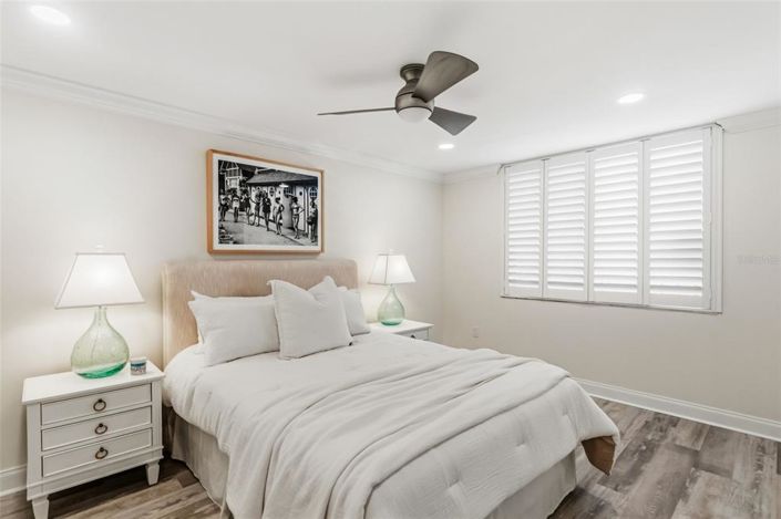 Image No.22-2 Bed Property for sale