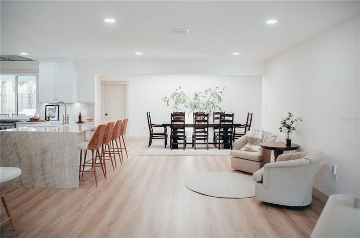 Image No.15-4 Bed Property for sale