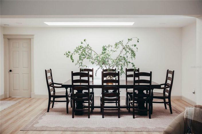 Image No.16-4 Bed Property for sale