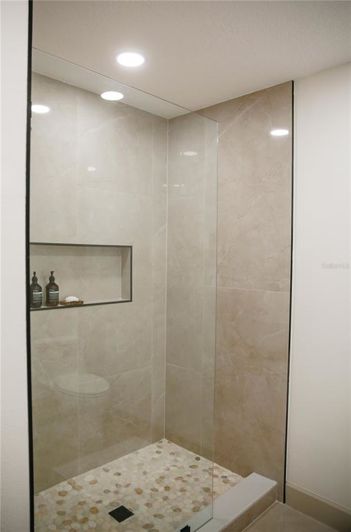 Image No.19-4 Bed Property for sale