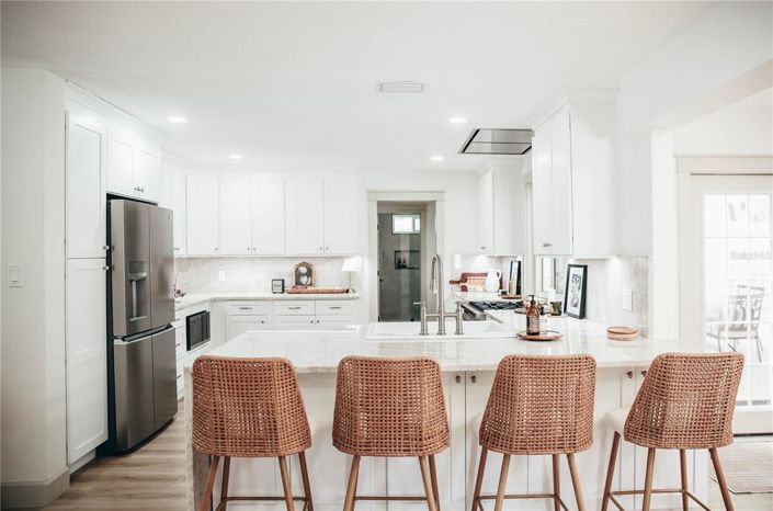 Image No.50-4 Bed Property for sale