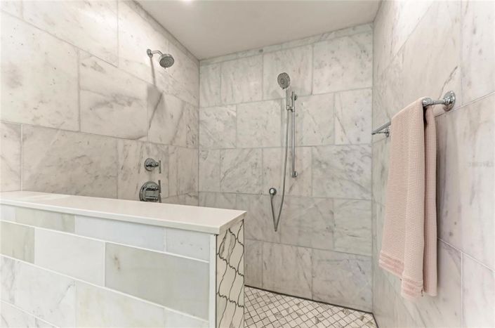 Image No.20-3 Bed Property for sale