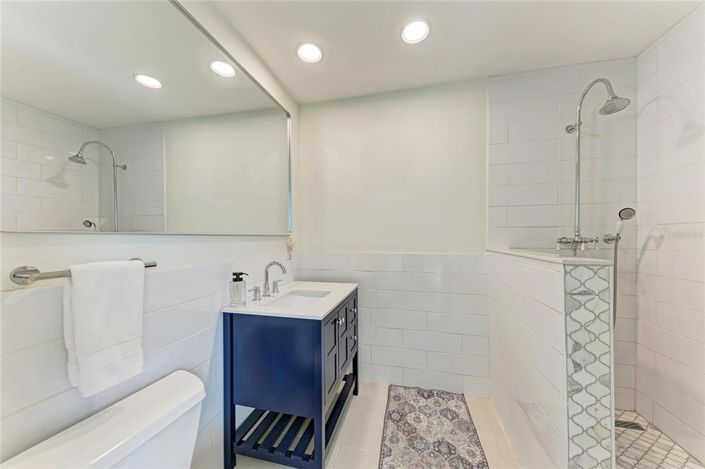 Image No.24-3 Bed Property for sale