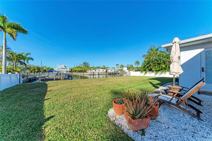 Image No.36-3 Bed Property for sale