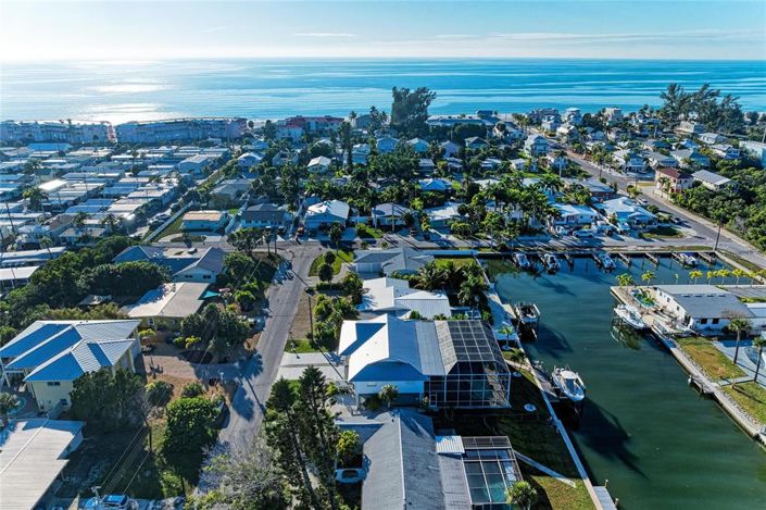 Image No.45-3 Bed Property for sale