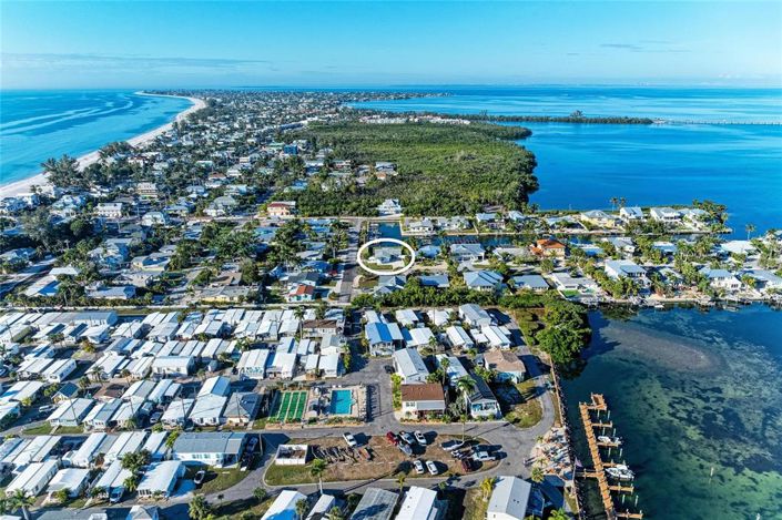 Image No.6-3 Bed Property for sale