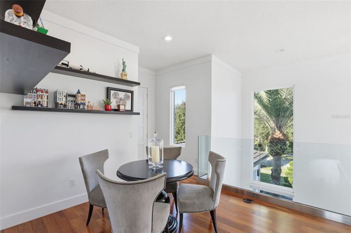 Image No.27-5 Bed Property for sale