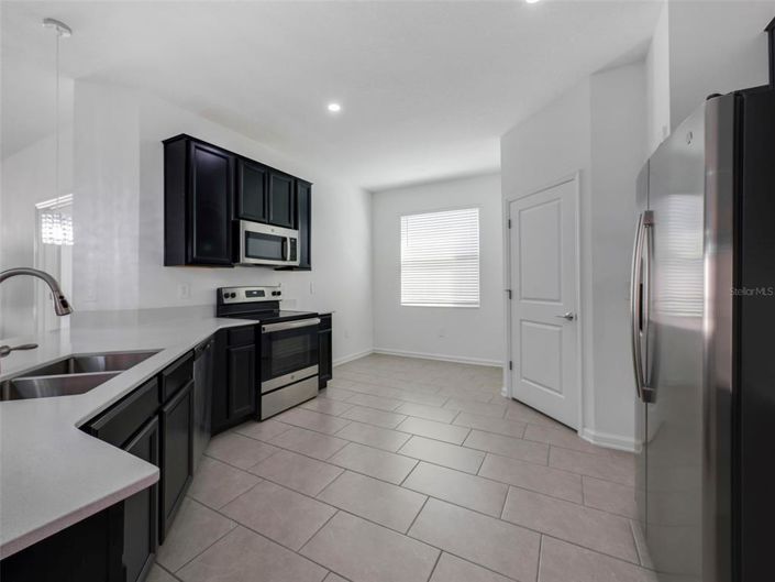 Image No.5-4 Bed Property for sale