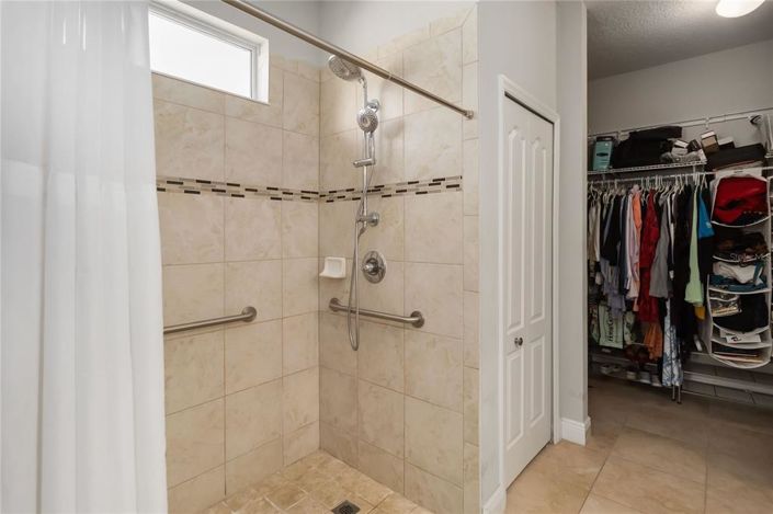 Image No.20-3 Bed Property for sale