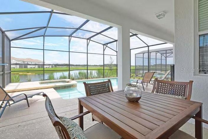 Image No.11-6 Bed Property for sale