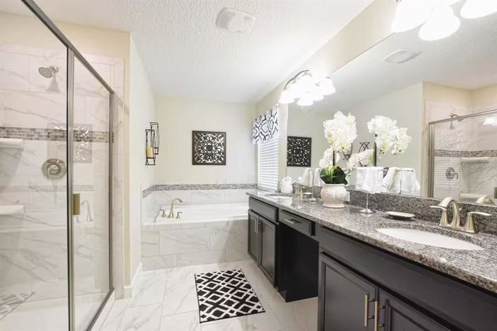 Image No.19-6 Bed Property for sale