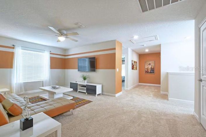 Image No.30-6 Bed Property for sale