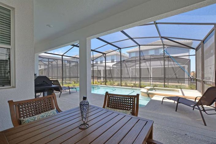 Image No.13-6 Bed Property for sale