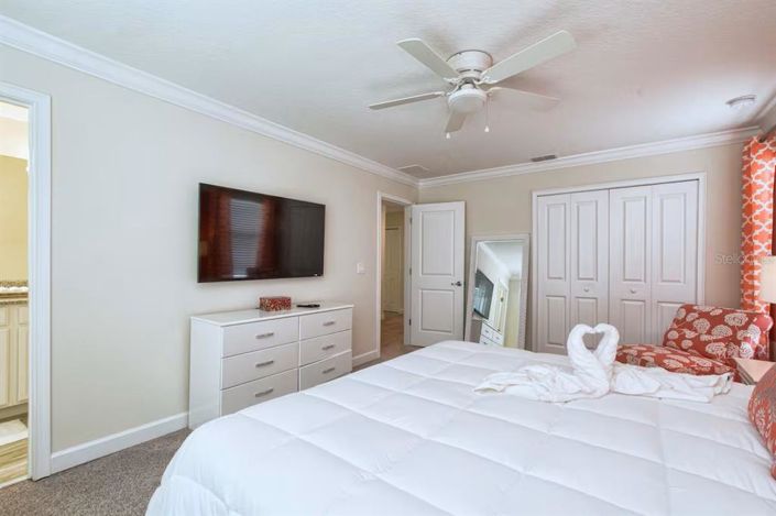 Image No.29-6 Bed Property for sale