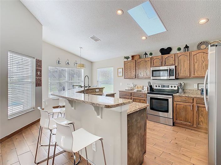 Image No.14-4 Bed Property for sale