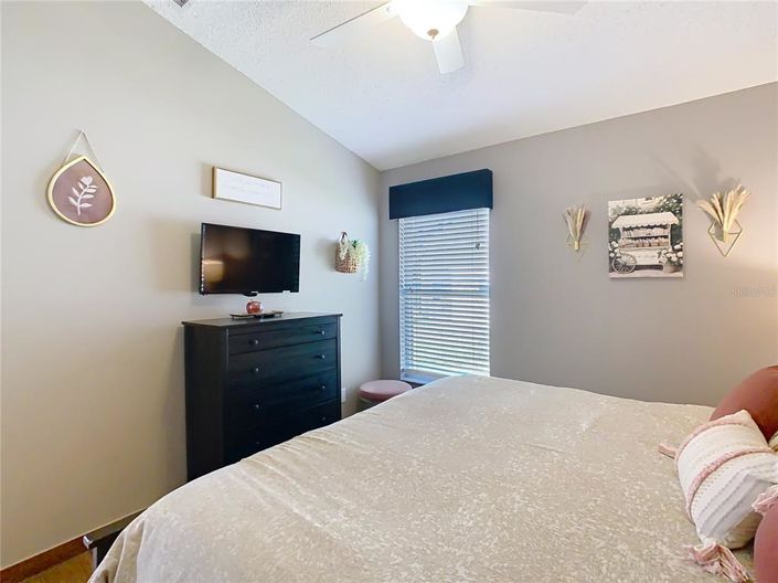 Image No.33-4 Bed Property for sale