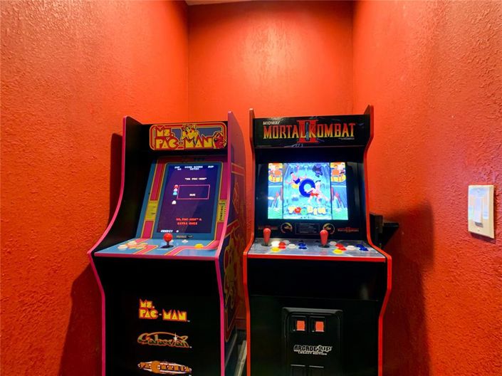 Image No.57-4 Bed Property for sale