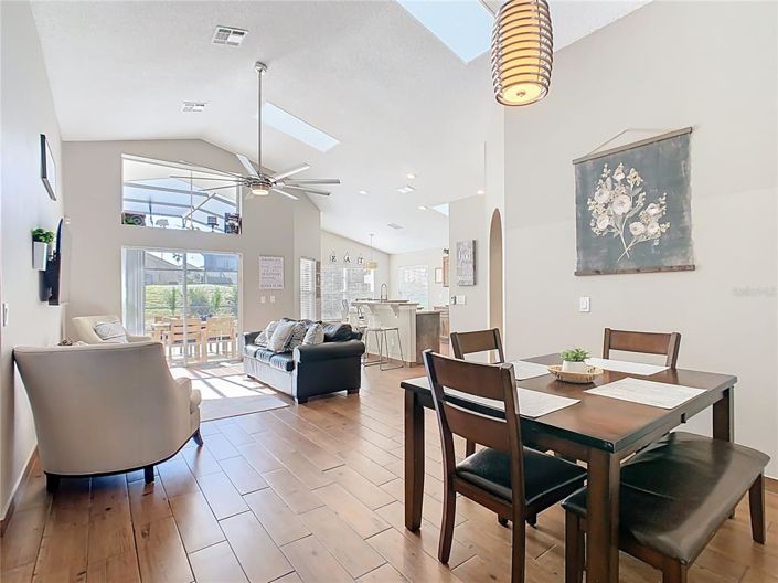 Image No.8-4 Bed Property for sale