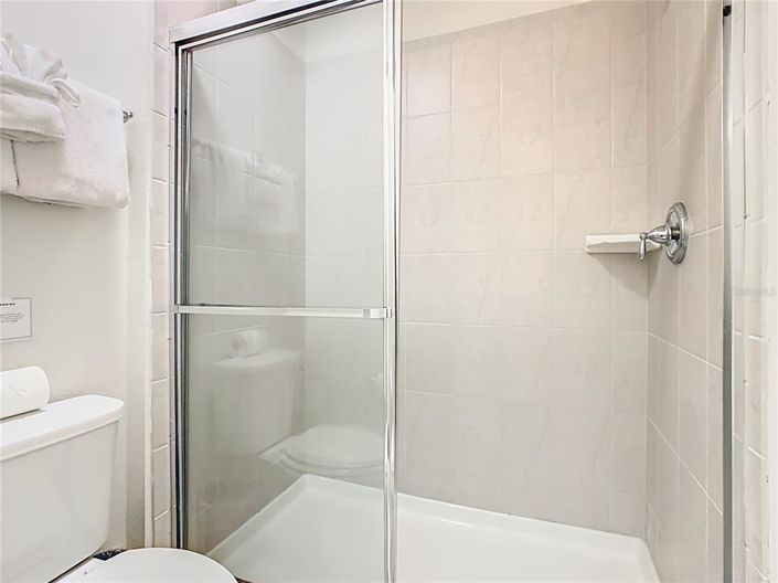 Image No.29-6 Bed Property for sale