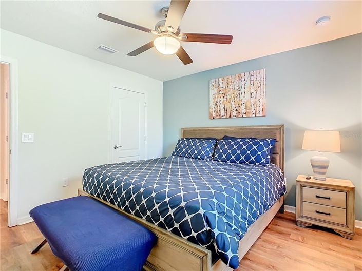 Image No.33-6 Bed Property for sale