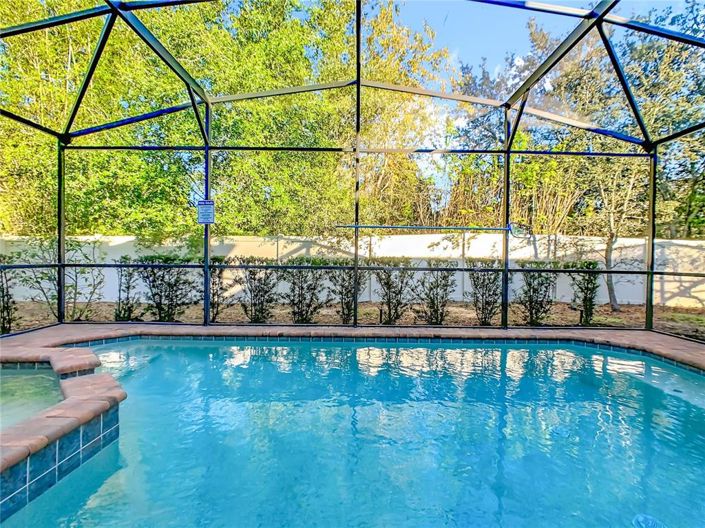 Image No.53-6 Bed Property for sale