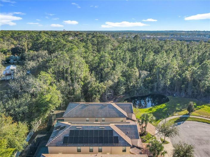 Image No.60-6 Bed Property for sale