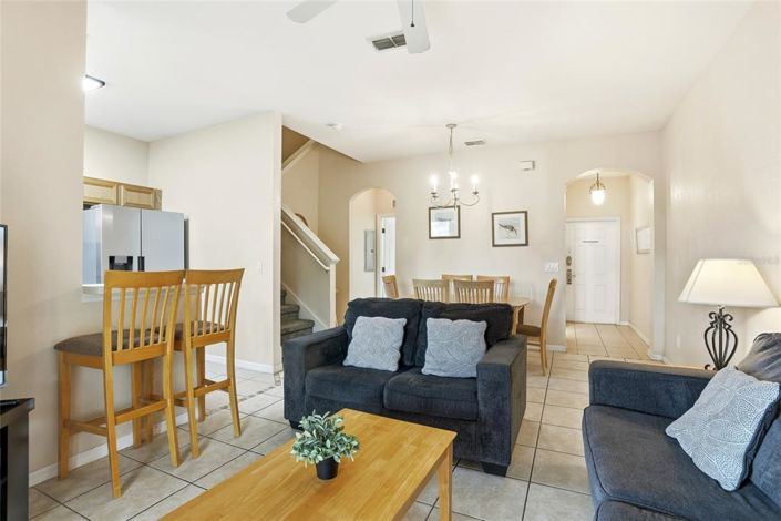 Image No.12-3 Bed Townhouse for sale