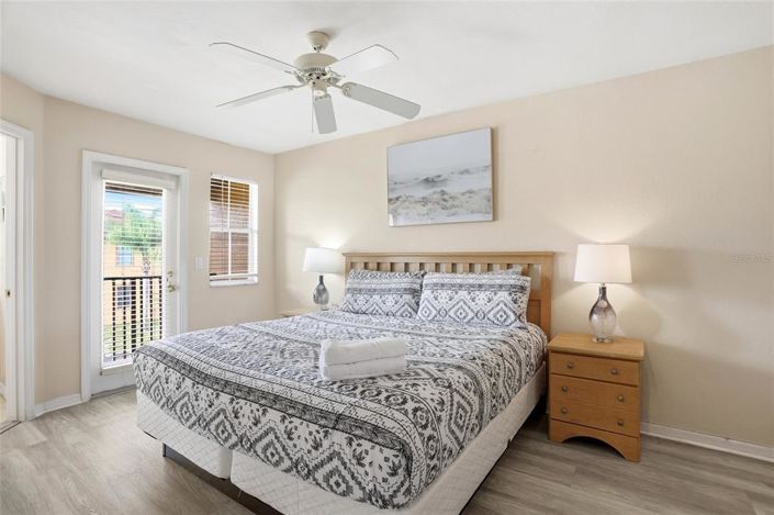 Image No.24-3 Bed Townhouse for sale