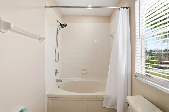 Image No.27-3 Bed Townhouse for sale