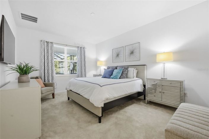 Image No.9-6 Bed Property for sale