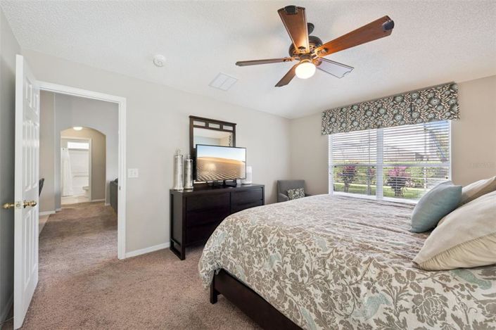 Image No.19-4 Bed Property for sale