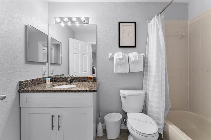 Image No.12-3 Bed Townhouse for sale