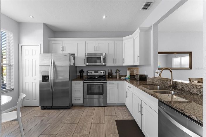 Image No.4-3 Bed Townhouse for sale