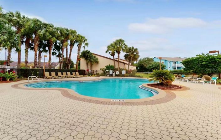 Image No.21-2 Bed Townhouse for sale