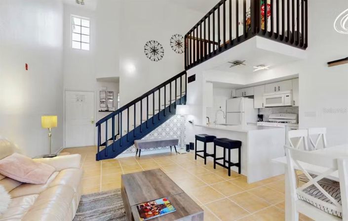 Image No.4-2 Bed Townhouse for sale