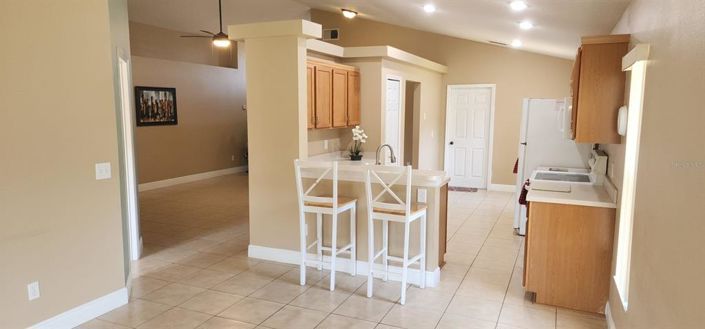 Image No.4-Propriété de 4 chambres à vendre à Kissimmee