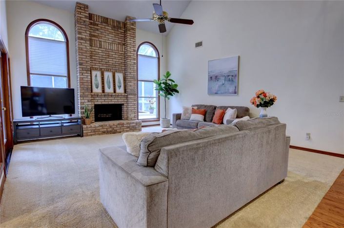 Image No.11-4 Bed Property for sale