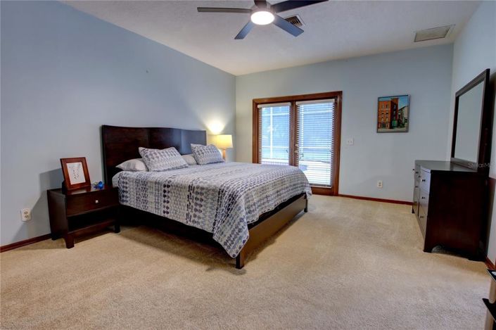 Image No.25-4 Bed Property for sale