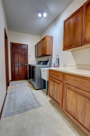 Image No.35-4 Bed Property for sale