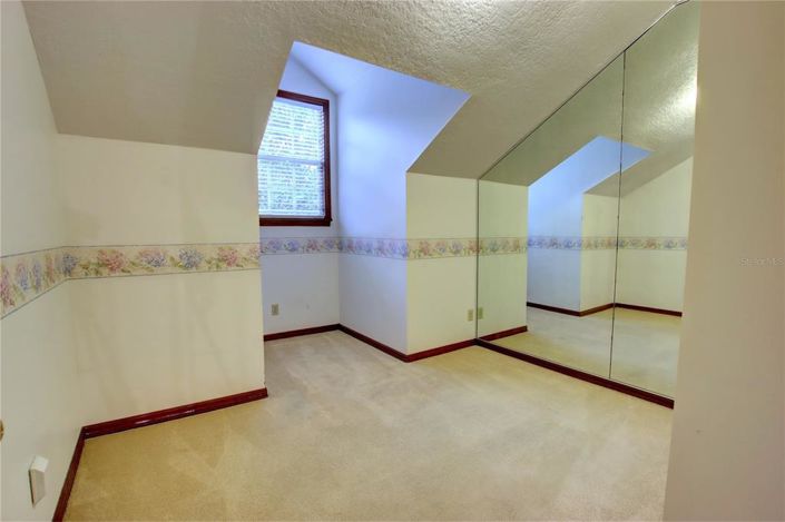 Image No.45-4 Bed Property for sale