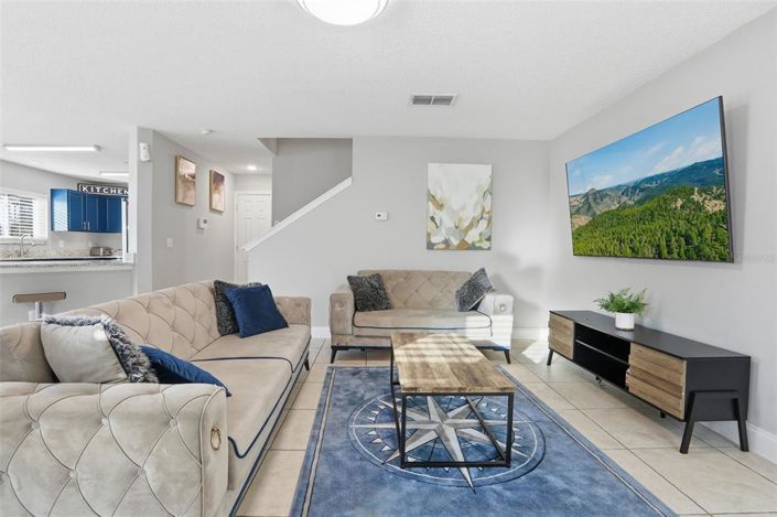 Image No.11-3 Bed Property for sale