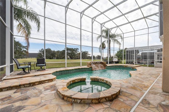 Image No.23-4 Bed Property for sale